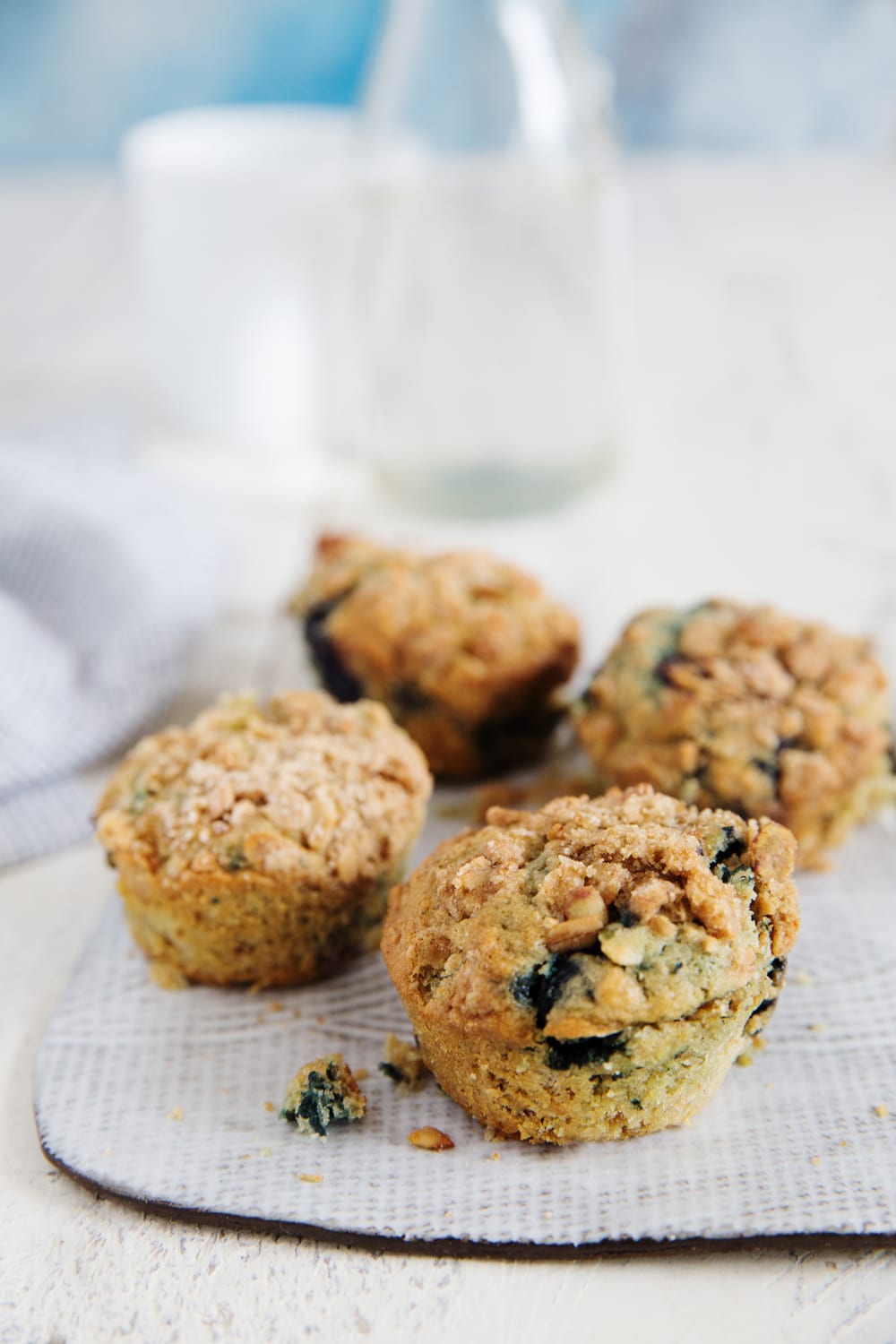 blueberry granola muffins